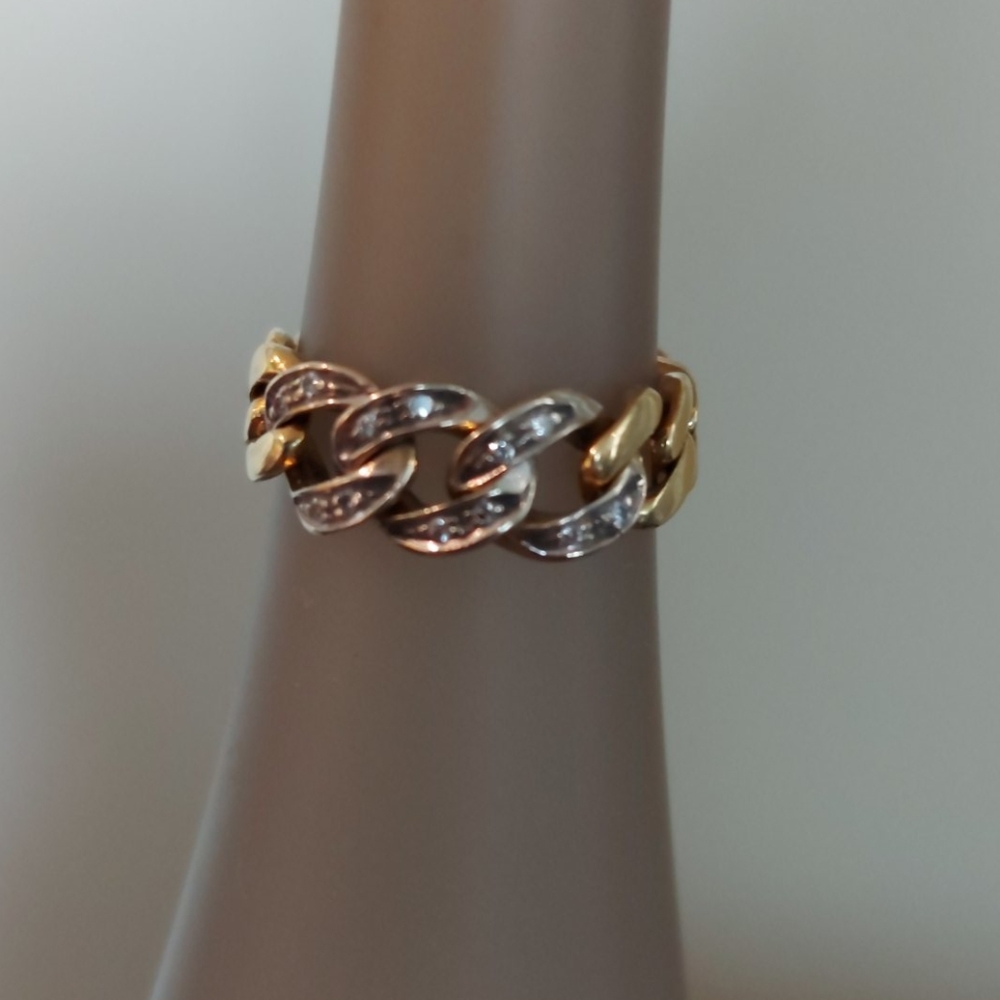 Italian 18 KT gold Diamond Ring Band